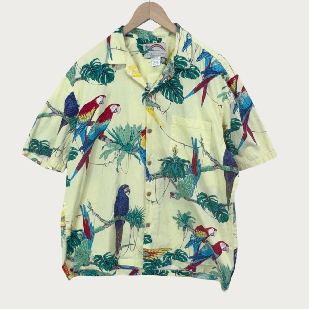 Paradise Found Hawaiian Shirt L Yellow Parrot Tropical Cotton Aloha Button Up